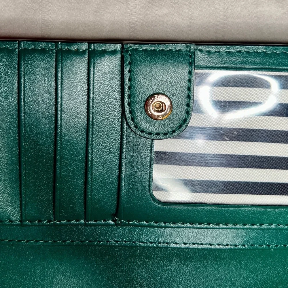 kate spade Green Leather Shoulder Bag with Matching Wallet